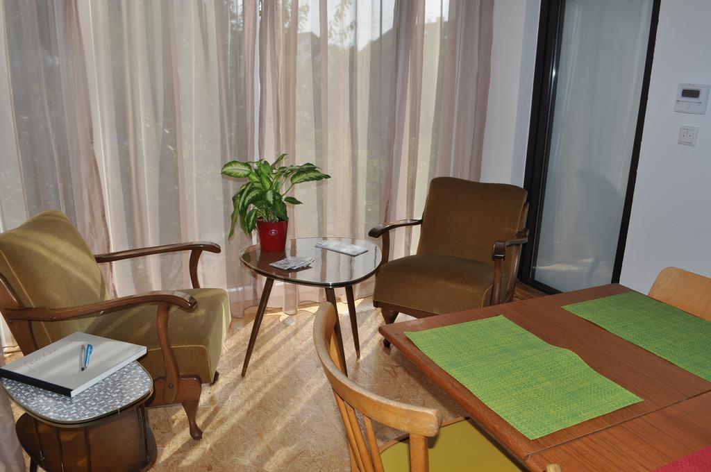 Punkrock Harbour Pension Baehr Karlsruhe Eksteriør bilde